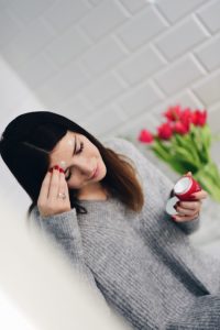 jak-prawidłowo-nakładać-krem