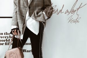 marynarka w kratę stylizacje