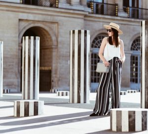 jaki-wybrać-kolor-torebki-aby-pasował-do-większości-ubrań