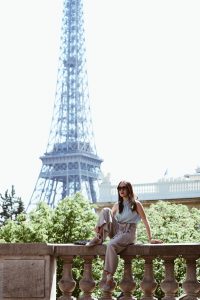 wieża-eiffla-sesja-blog-photoshoot-eiffel-tower-blogger