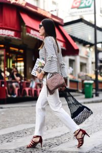 net-bag-with-small-bag-inside-how-to-wear