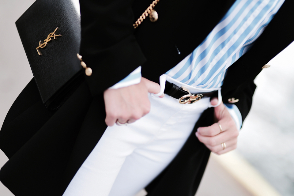 białe jeansy stylizacja