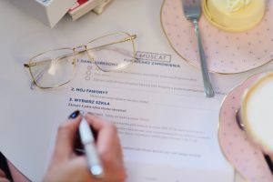 oprawki-polskiej-marki-zakupy-okularów-korekcyjnych-przez-internet-muscat