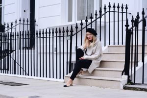 długi-sweter-do-spodni