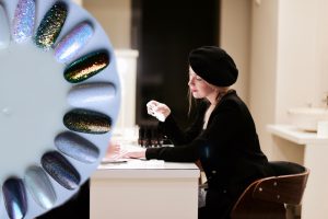 efekty-na-paznokciach-hybrydowych