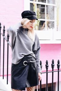 jak-nosić-sweter-do-spódnicy