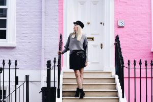 sweter-do-spódnicy-jak-nosić-stylizacja