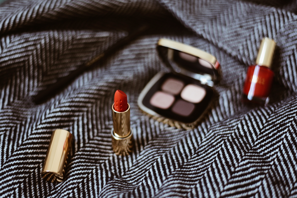 claudia-schiffer-for-artdeco