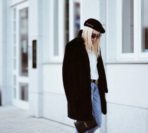 futro jak nosić żeby nie wyglądać tandetnie i zachować umiar stylizacja