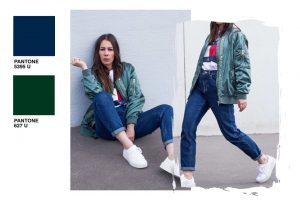 jakie-kolory-pasują-do-granatowego-kolor-granatowy-do-czego-pasuje-do-jakich-ubrań-nosić-jak-zestawiać-z-czym-łączyć