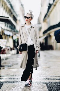 trend-na-brzydkie-buty-masywne-buty-sportowe-stylizacja-stylizacje-jak-nosić-moda-na-brzydkie-buty