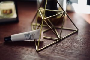 Estee-Lauder-Double-Wear-Waterproof-All-Day-Extreme-Wear-Concealer-opinia-opinie - 1