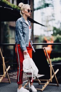 festiwalowe-stylizacje-co-założyć-na-openera-moda-festiwalowa