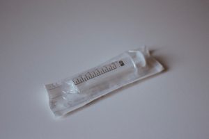 wyprawka-do-szpitala-pakowanie-torby-torba-porodowa-torba-do-porodu-co-spakować-lista-co-spakować-do-szpitala