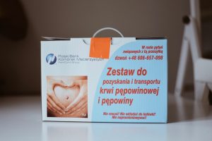 wyprawka-do-szpitala-pakowanie-torby-torba-porodowa-torba-do-porodu-co-spakować-lista-co-spakować-do-szpitala