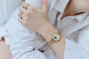 biżuteria-apart-sygnet-elixa-naszyjnik-księżyc-zegarek-z-księżycem-bergstern