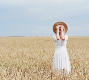 sesja-w-zbożu-okolice-gdańska-blog-o-modzie