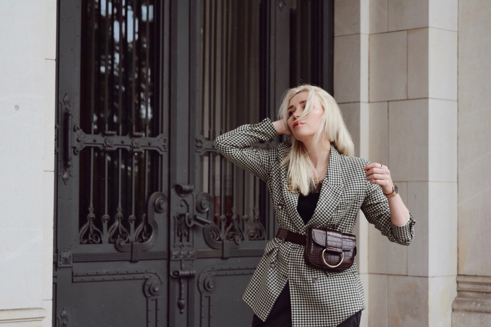 wzorzysta-dwurzędowa-marynarka-stylizacja-blog-o-modzie