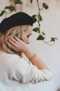 swetrowa-sukienka-w-jesiennej-odsłonie-stylizacja