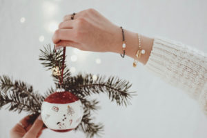 biżuteria-by-dziubeka-świąteczne-pierniczki-sesja-w-świątecznym-klimacie